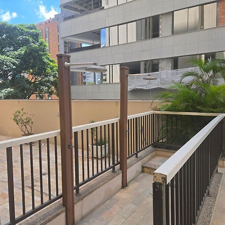 Apart Hotel Volpi 101 - Conforto & Comodidade Belo Horizonte Luaran gambar